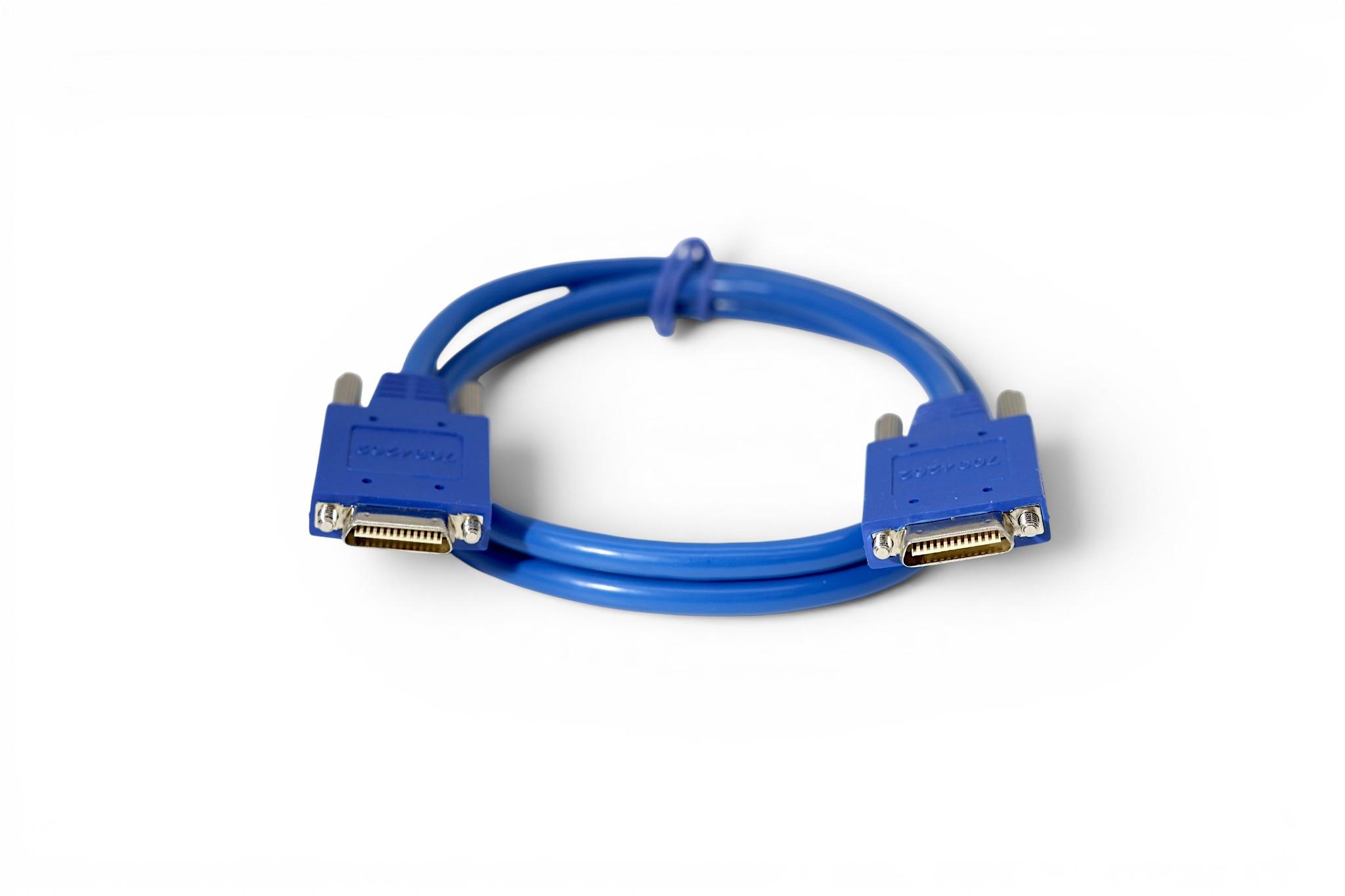 3ft Smart Serial CN26-CN26 Crossover DTE-DCE Cable for Cisco (CAB-SS-2626X-3, WIC-2T) - Blue
